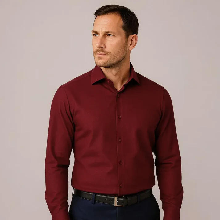Chemise Infroissable à Coupe Ajustée – Alliez Style et Confort au Quotidien