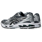 ASICS GEL-Kayano 14 Gris / Argent / Vert – paire en vue trois-quarts opposée