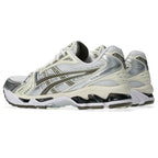 ASICS GEL-Kayano 14 Blanc / Ivoire – paire en vue trois-quarts opposée