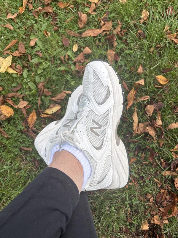 New Balance 530 femme – Baskets rétro porté par la communauté Nexita