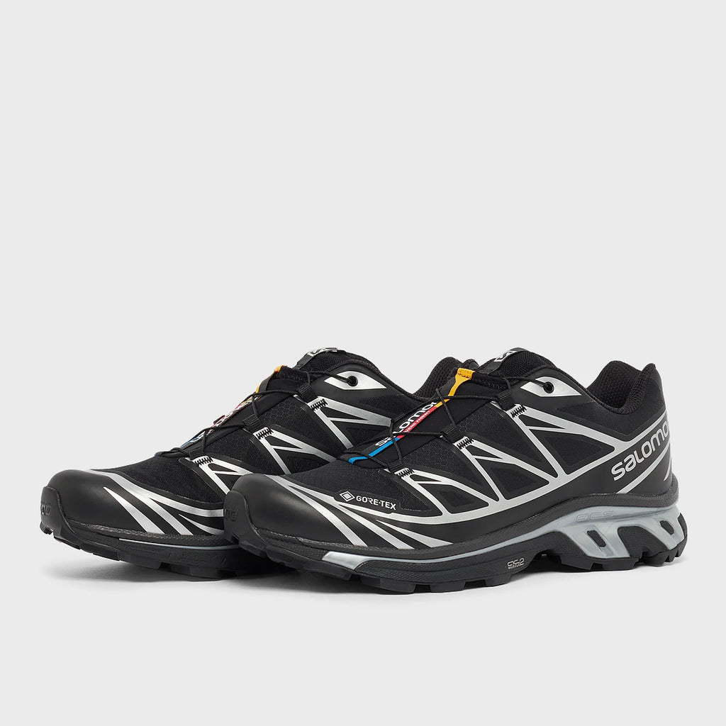 Salomon XT-6 GORE-TEX – Noir & Argent – paire trois quarts