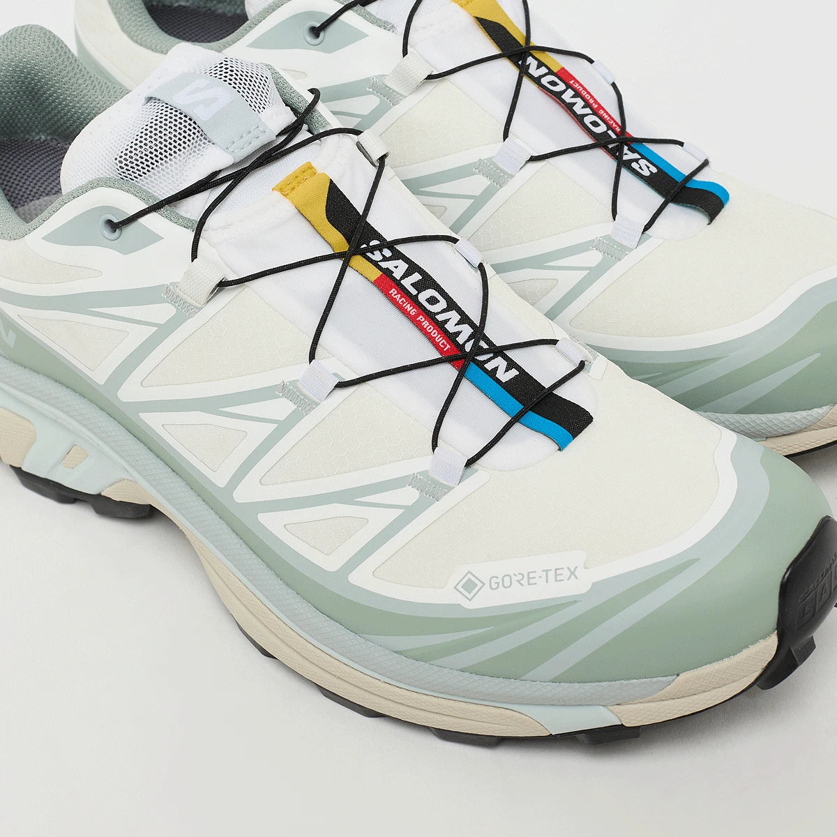 Salomon XT-6 GORE-TEX – White / Green Milieu / Ice Flow – detail lacage