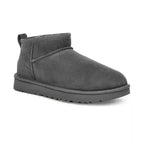 UGG Classic Ultra Mini Femme – Gris – trois quarts avant