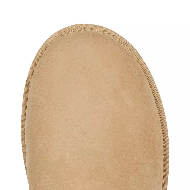 UGG Classic Ultra Mini Femme – Sable – detail empeigne
