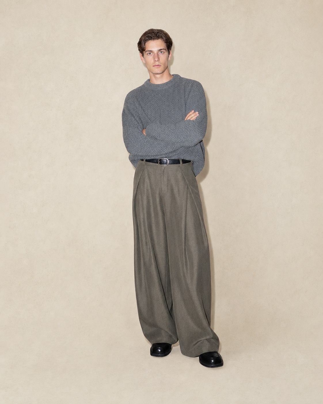 Pantalon homme à pinces et jambe large — vue 4