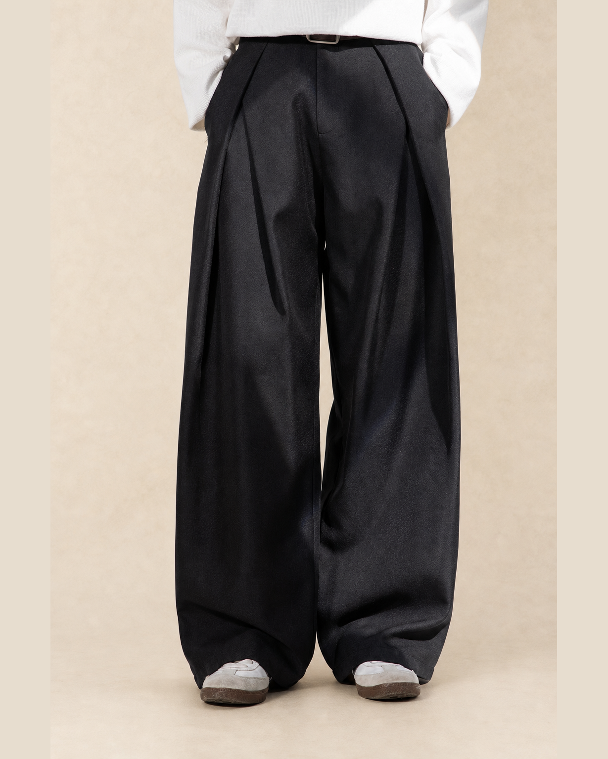 Pantalon homme à pinces et jambe large — vue 9