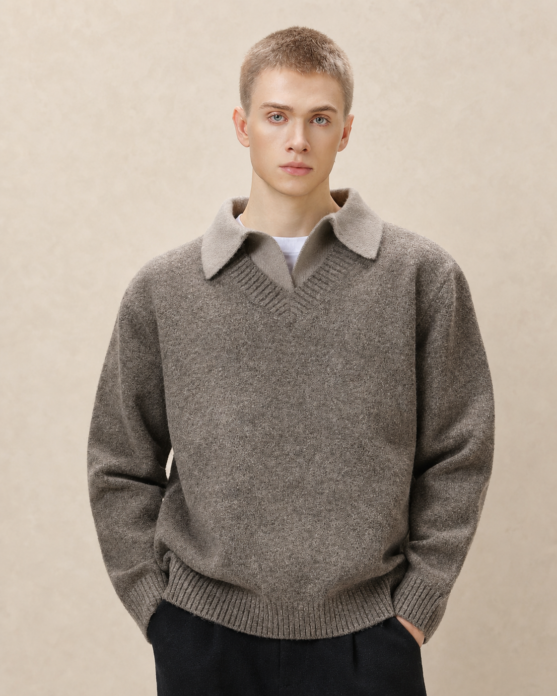 Pull homme col V à col chemise en laine mélangée — vue 1