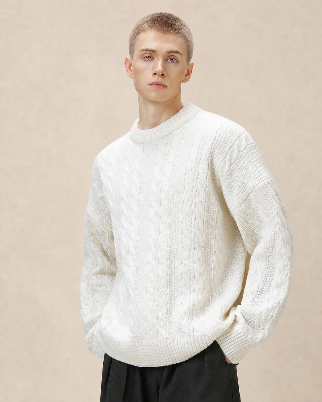Pull homme en maille torsadée — vue 4