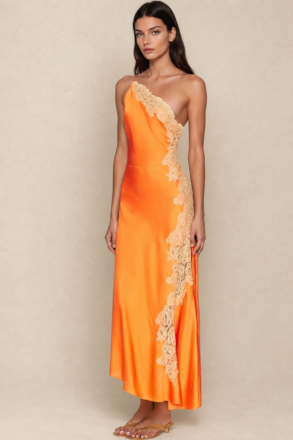 Robe longue femme une épaule en dentelle et satin — vue 4